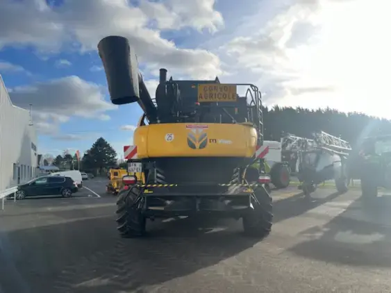NEW HOLLAND CR 9.80 REVELATION - Photo 6