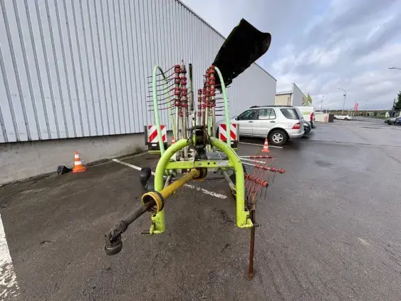 CLAAS Liner 450 - Photo 2