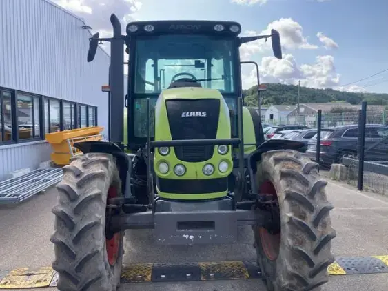 CLAAS ARION 610 C - Photo 3