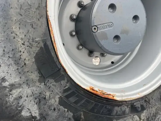 MASSEY FERGUSON 8735 DYNA-VT EXCLUSIVE - Photo 15