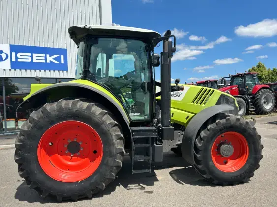 CLAAS ARION 620 - Photo 8