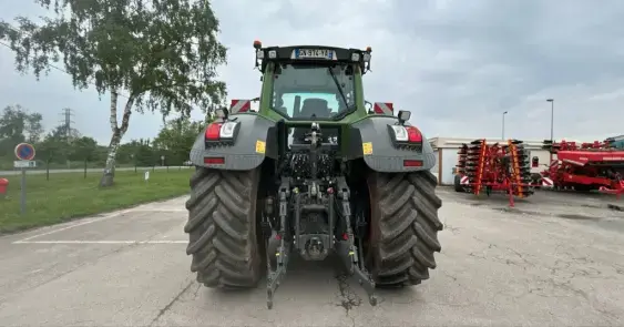 FENDT 826 VARIO PROFI + - Photo 6