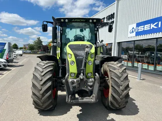 CLAAS ARION 620 - Photo 2