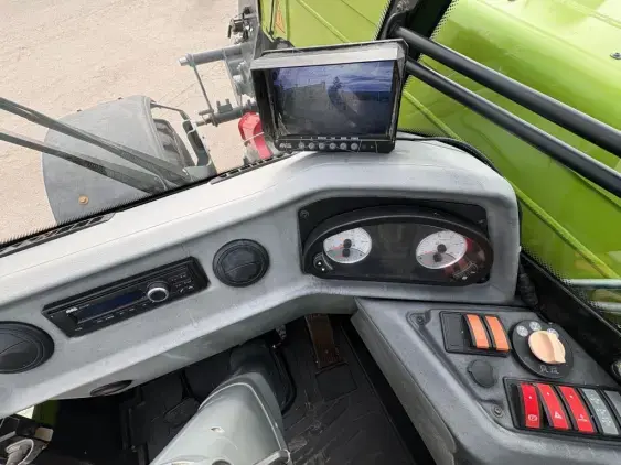 CLAAS SCORPION 741 VARIPOWER - Photo 15