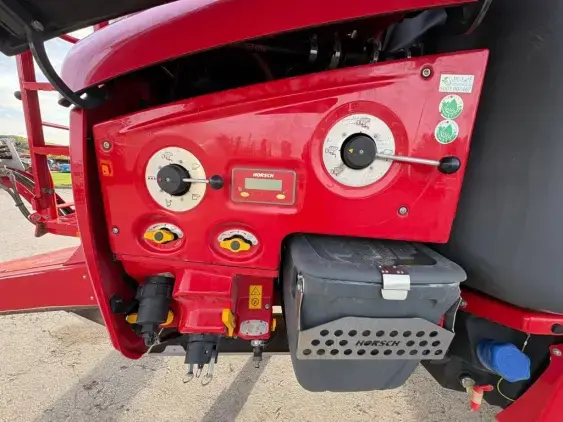 HORSCH Leeb 5LT - Photo 12