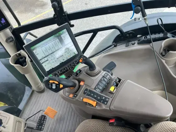 JOHN DEERE 6R250 - Photo 14