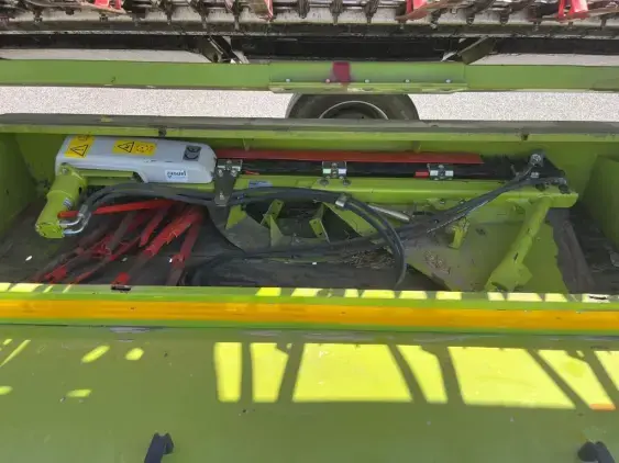 CLAAS LEXION 740 - Photo 30