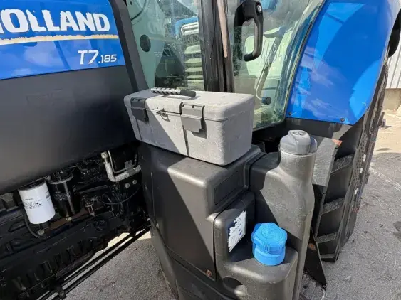 NEW HOLLAND T7 185 - Photo 15