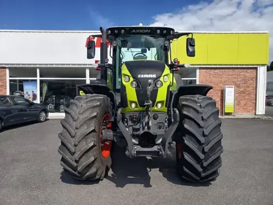 CLAAS AXION 830 CMATIC - Photo 2