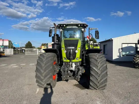 CLAAS AXION 930 TERRA TRAC - Photo 2