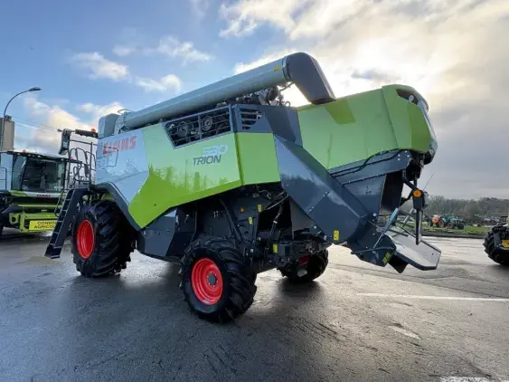 CLAAS Trion 530 - Photo 5