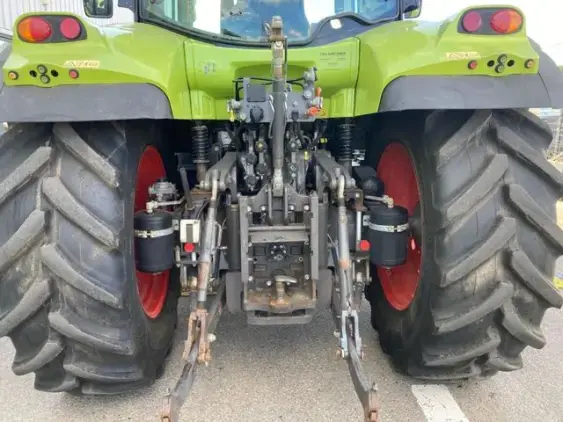 CLAAS Arion 640 CiS - Photo 8