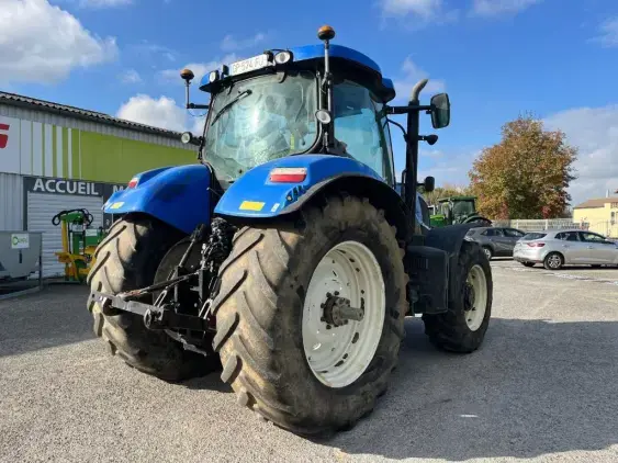 NEW HOLLAND T7.210 - Photo 7