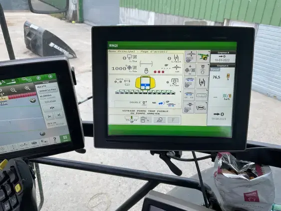 JOHN DEERE R962i - Photo 7