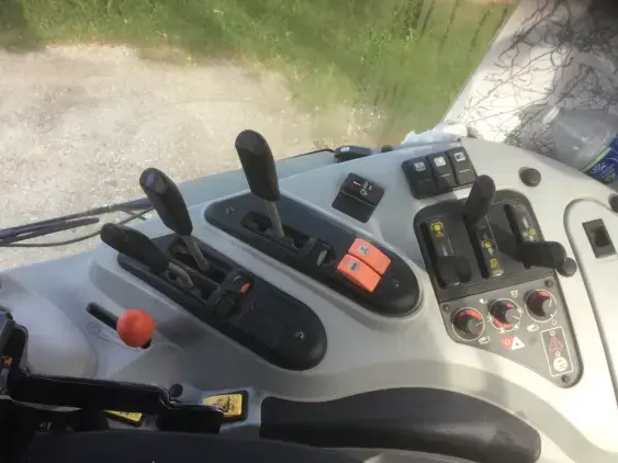 MASSEY FERGUSON 6465 DYNA 6 - Photo 8