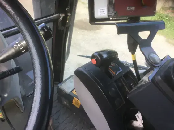 MASSEY FERGUSON 6465 DYNA 6 - Photo 9