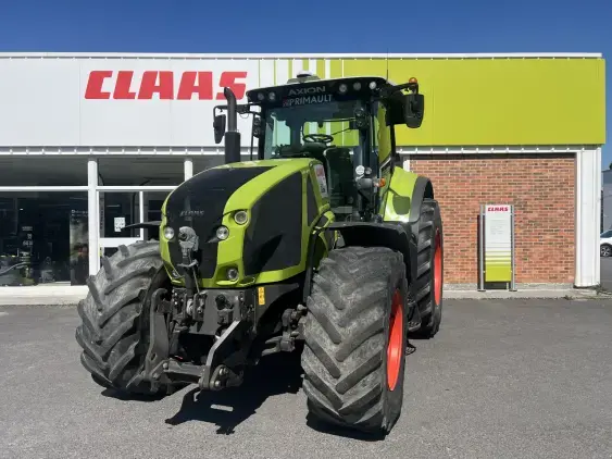 CLAAS AXION 920 - Photo 2