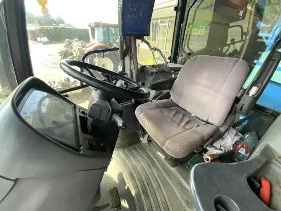 NEW HOLLAND TS 110  - Photo 10