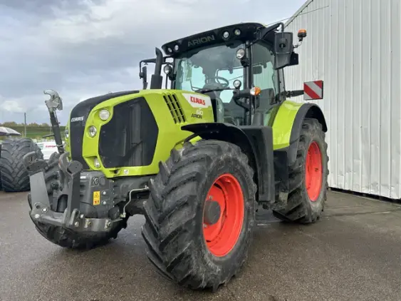 CLAAS ARION 610 - Photo 3