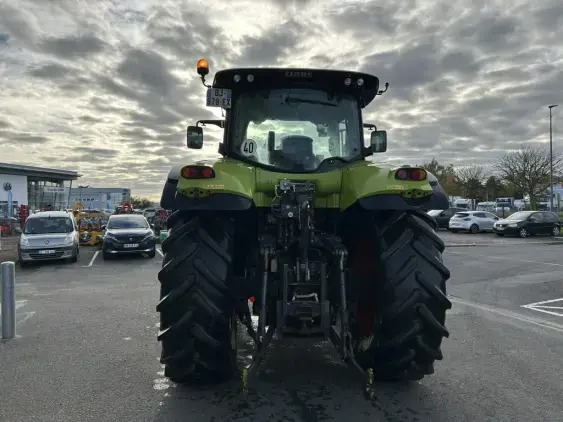 CLAAS AXION 830 - Photo 6