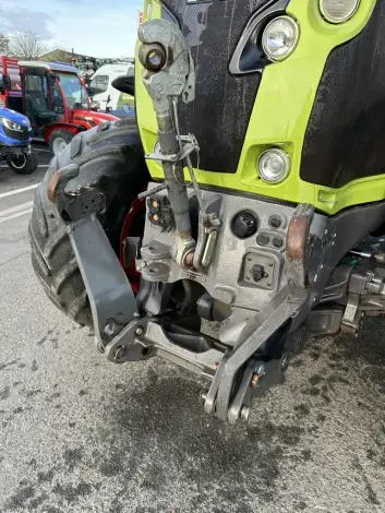 CLAAS AXION 830 - Photo 13