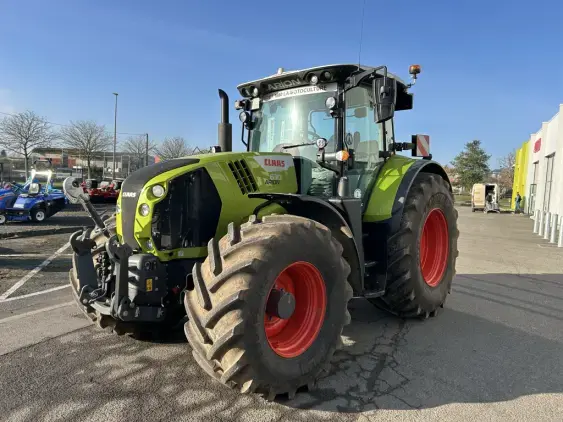 CLAAS 630 cmatic  - Photo 5