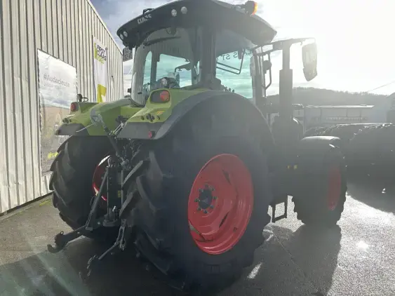 CLAAS ARION 630 - Photo 7