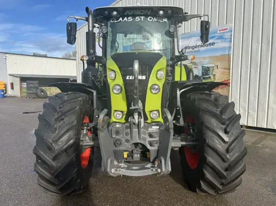 CLAAS ARION 630 - Photo 2