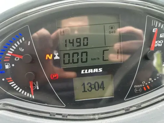 CLAAS ARION 440 - Photo 14