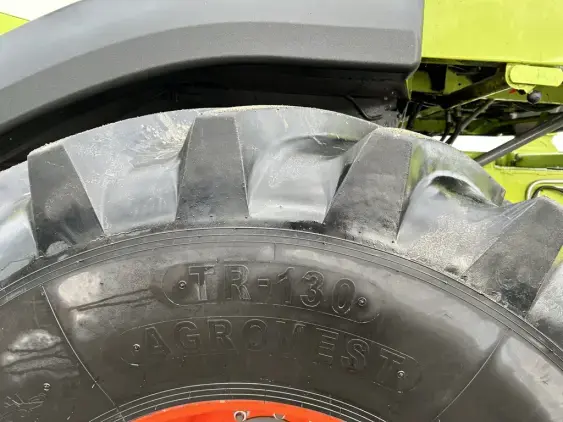 CLAAS LEXION 540 - Photo 9