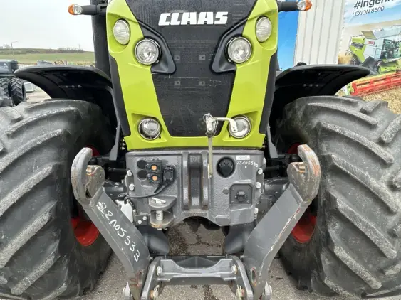 CLAAS AXION 810 - Photo 11