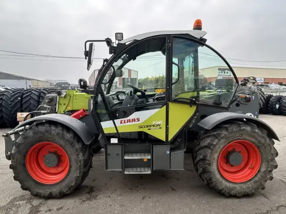 CLAAS SCORPION 736 - Photo 4