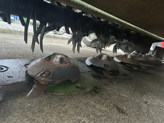 KRONE EASY CUT 3210 CV - Photo 9