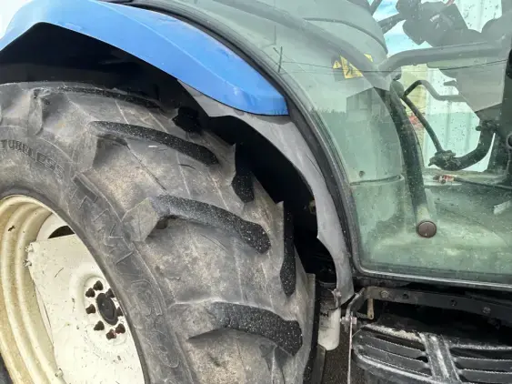 NEW HOLLAND TS 100 A - Photo 14