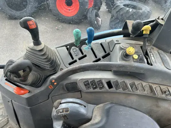 NEW HOLLAND TS 100 A - Photo 9