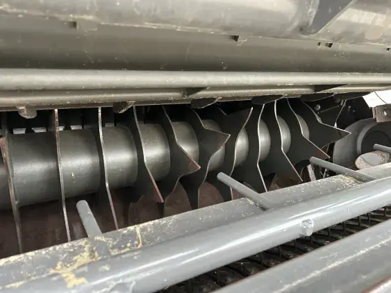 CLAAS VARIANT 480 - Photo 11