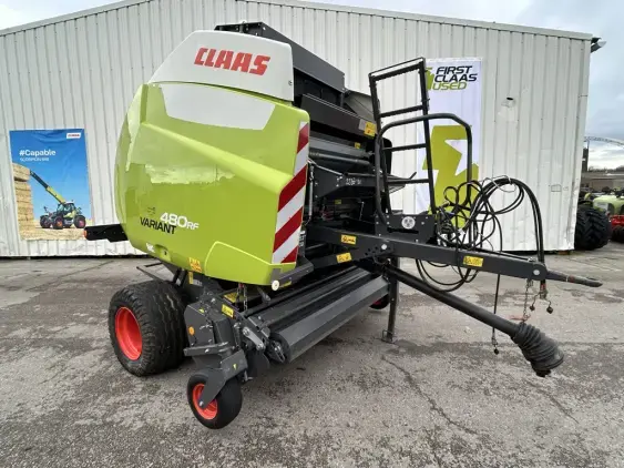 CLAAS VARIANT 480 - Photo 1