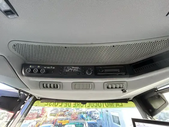 CLAAS Trion 750 - Photo 5