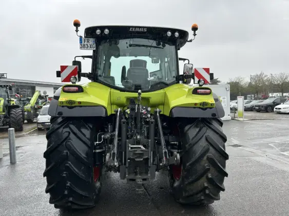 CLAAS ARION 650 - Photo 6