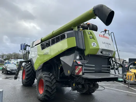 CLAAS Lexion 6700 - Photo 5