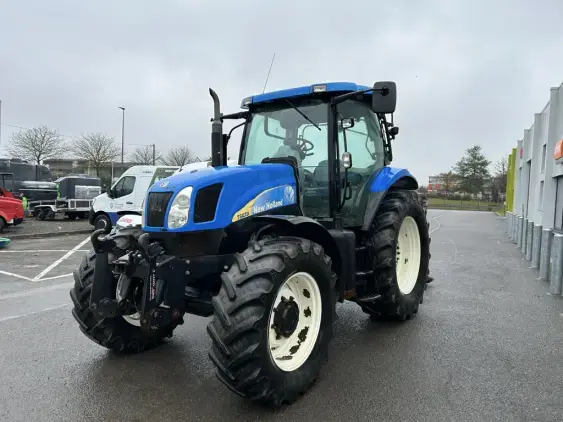NEW HOLLAND T 6070 electro command  - Photo 4