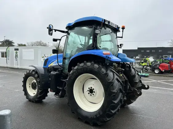 NEW HOLLAND T 6070 electro command  - Photo 6