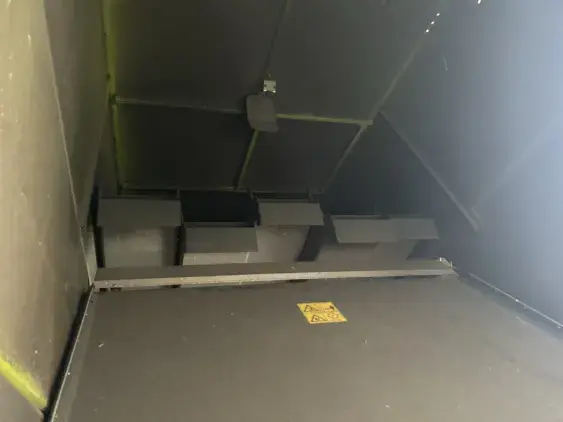 CLAAS TUCANO 320 - Photo 13