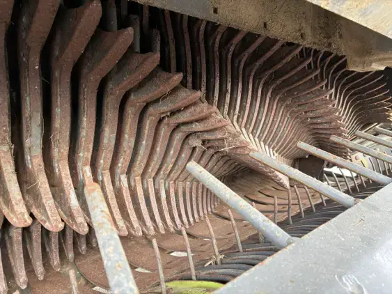 CLAAS CARGOS 9600 TRIDEM - Photo 19