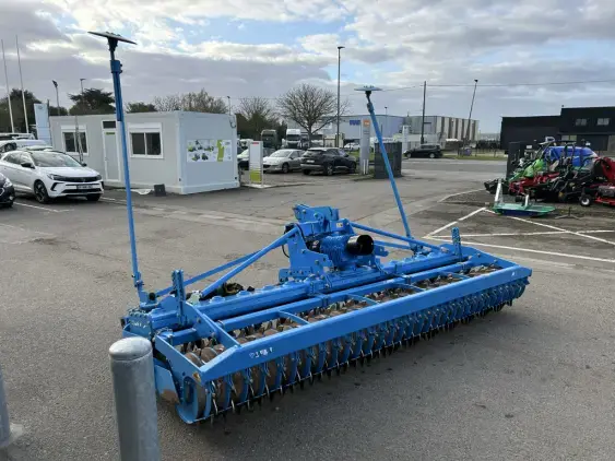 LEMKEN Zirkon 12/400 - Photo 5
