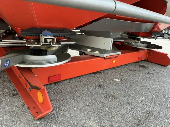 KUHN AXIS 50.1 W - Photo 9