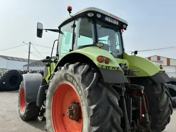 CLAAS AXION 840 - Photo 5