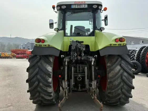CLAAS AXION 840 - Photo 6