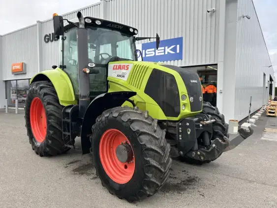 CLAAS AXION 810 - Photo 1