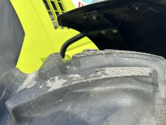 CLAAS ARION 650 CIS+ - Photo 11